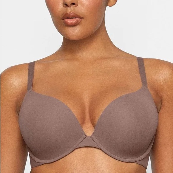 SKIMS FITS EVERYBODY T-SHIRT BRA NWT - Picture 2 of 4